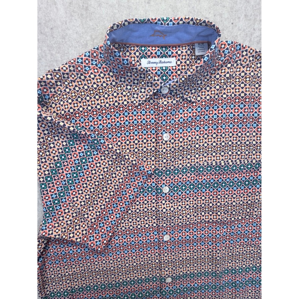 Tommy Bahama Button Down Camp Shirt‎ Mens Medium 100% Silk Bodega Dune Tiles